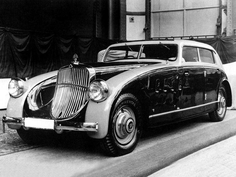  Maybach Zeppelin DS8 Stromlinien von Spohn 1932 года  (фото 3 из 4)